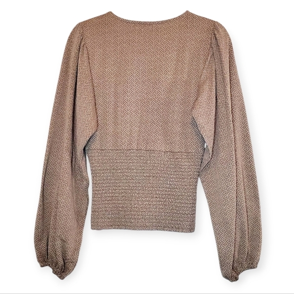 Gimmicks Textured Lace-up Top - Picture 3 of 11